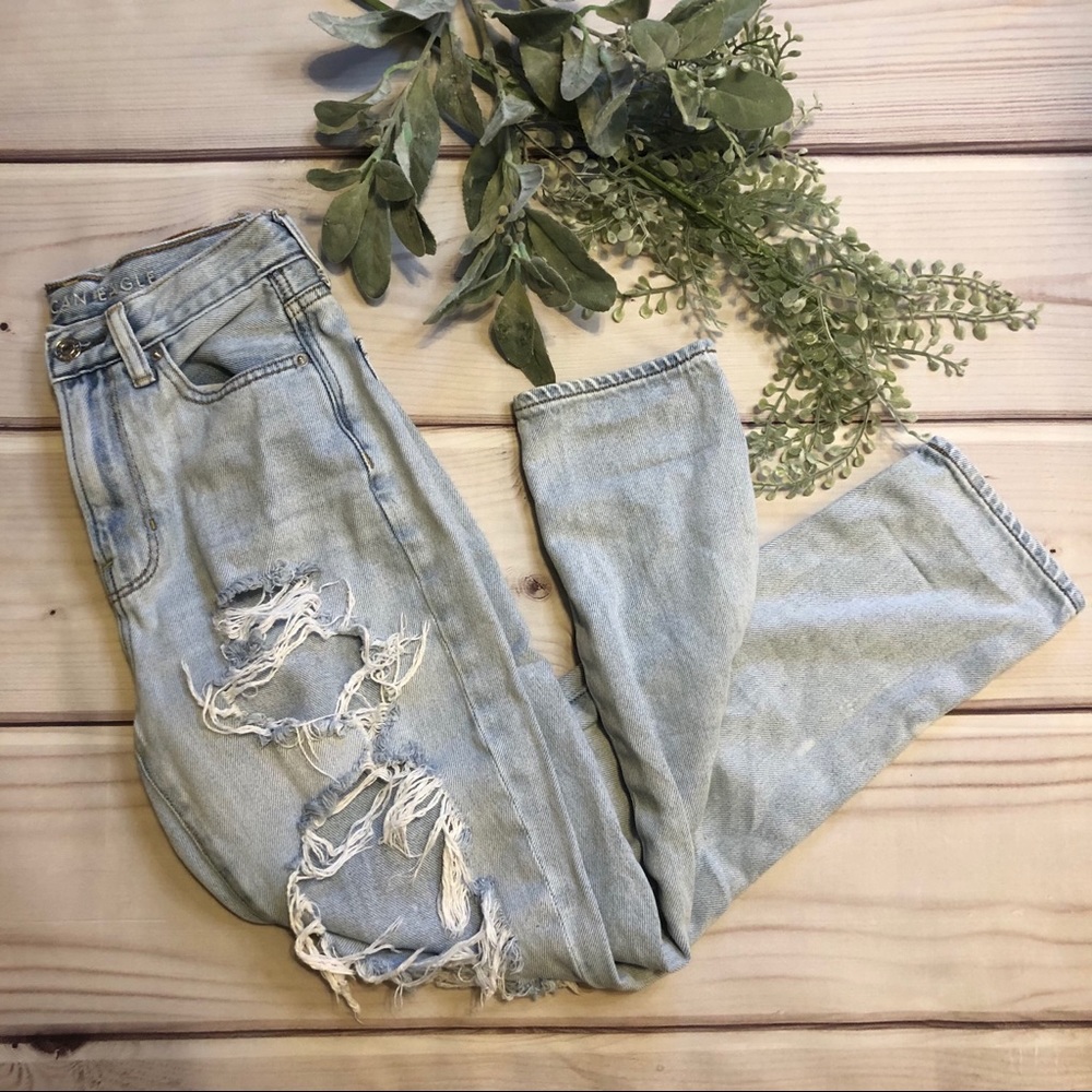 American eagle distressed mom jean